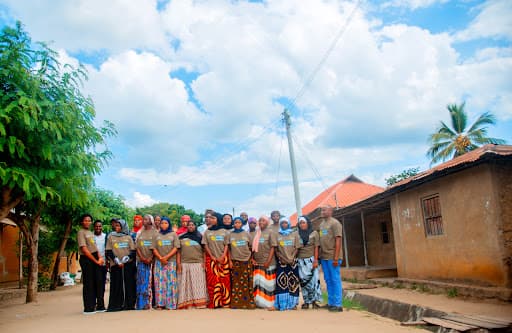 Youth leaders working on environmental projects